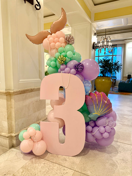 Marquee Garland Surprise