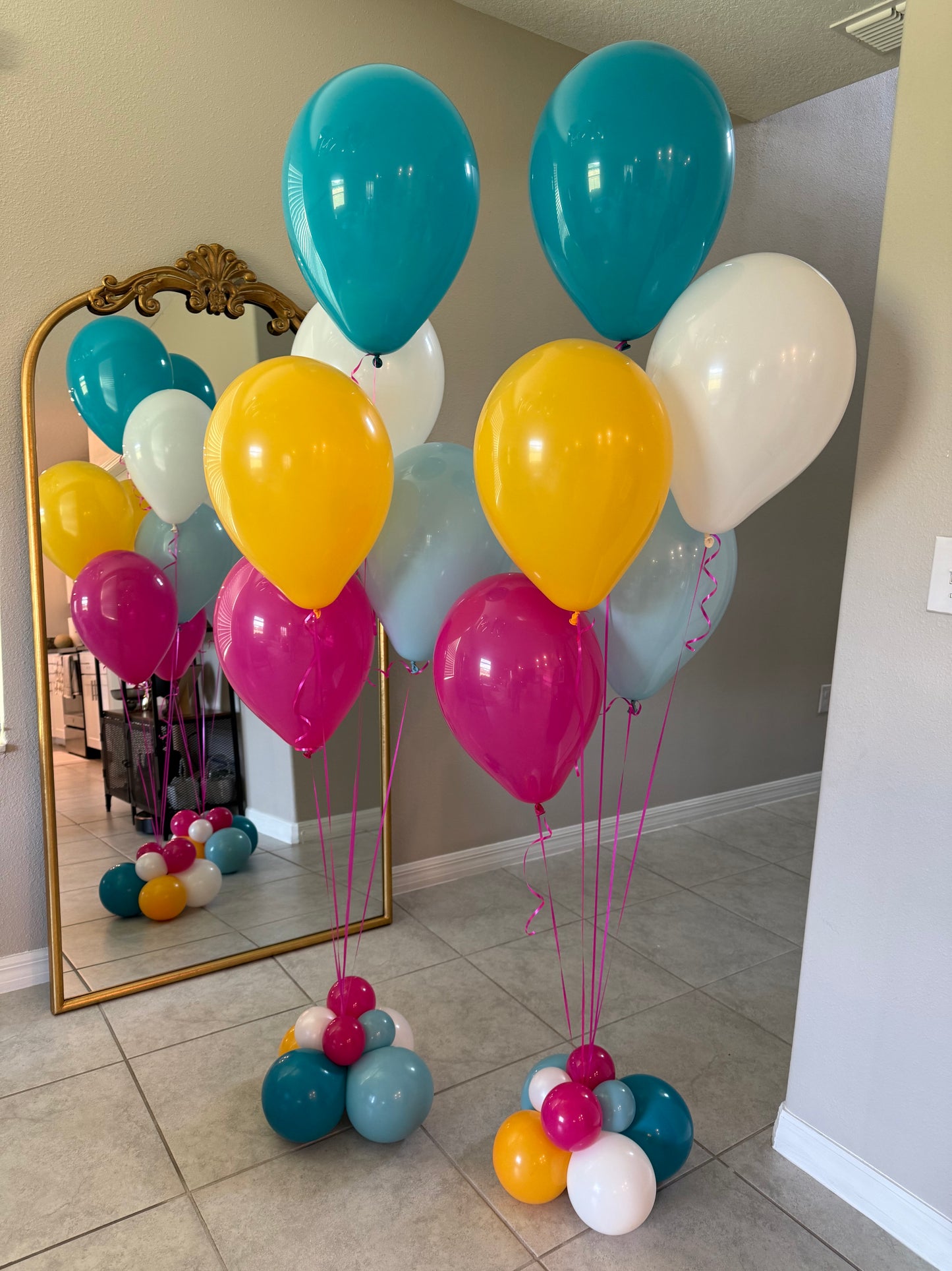 Latex + Cluster Centerpiece