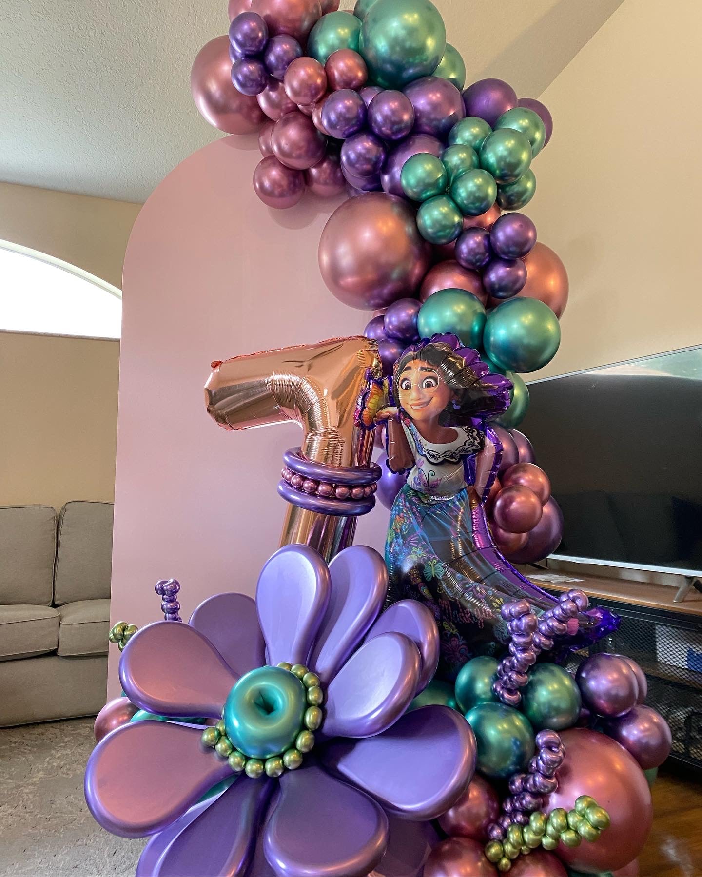 Themed Chiara Backdrop Setup