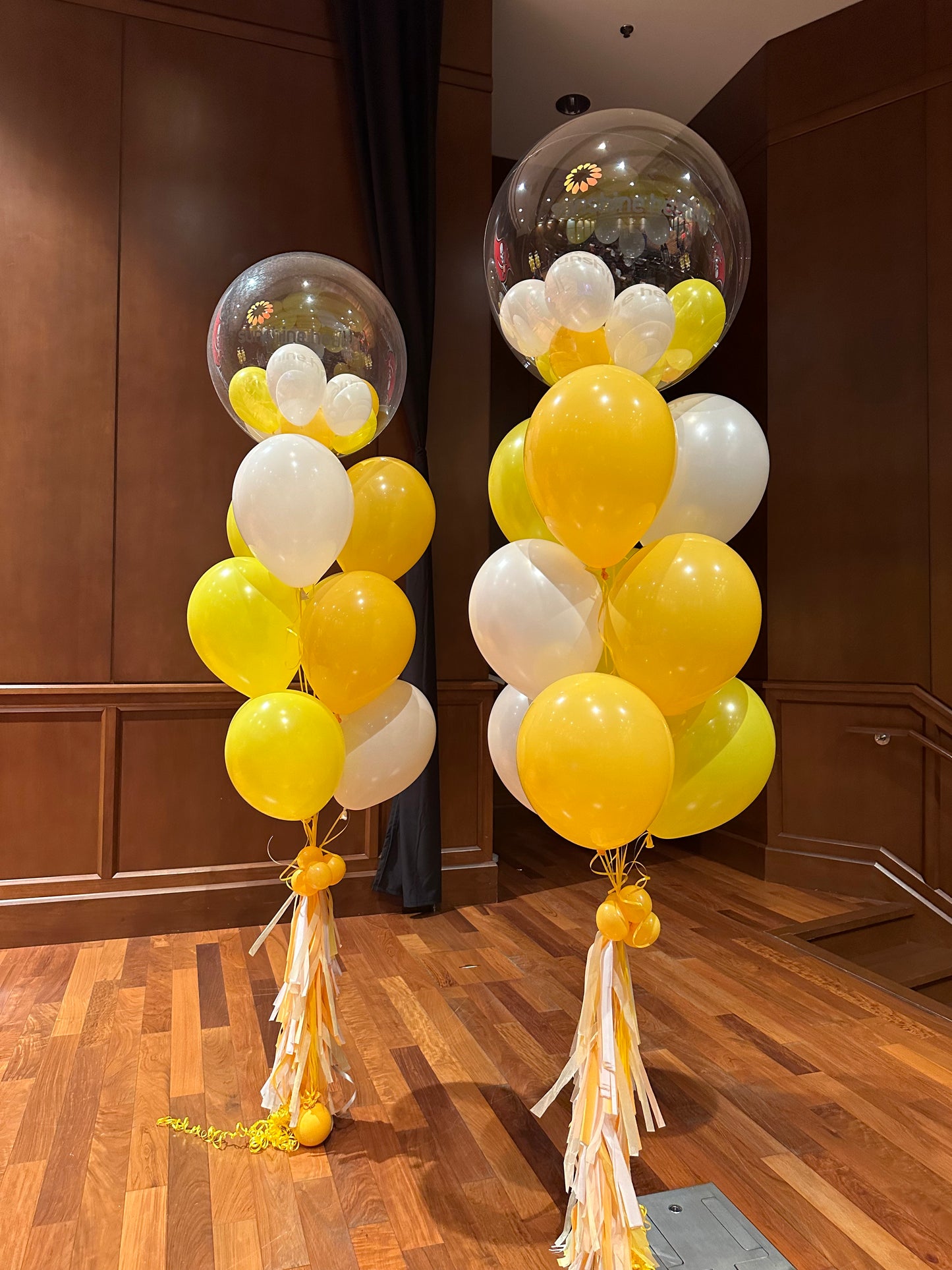 Single Marbled Balloon Bunch