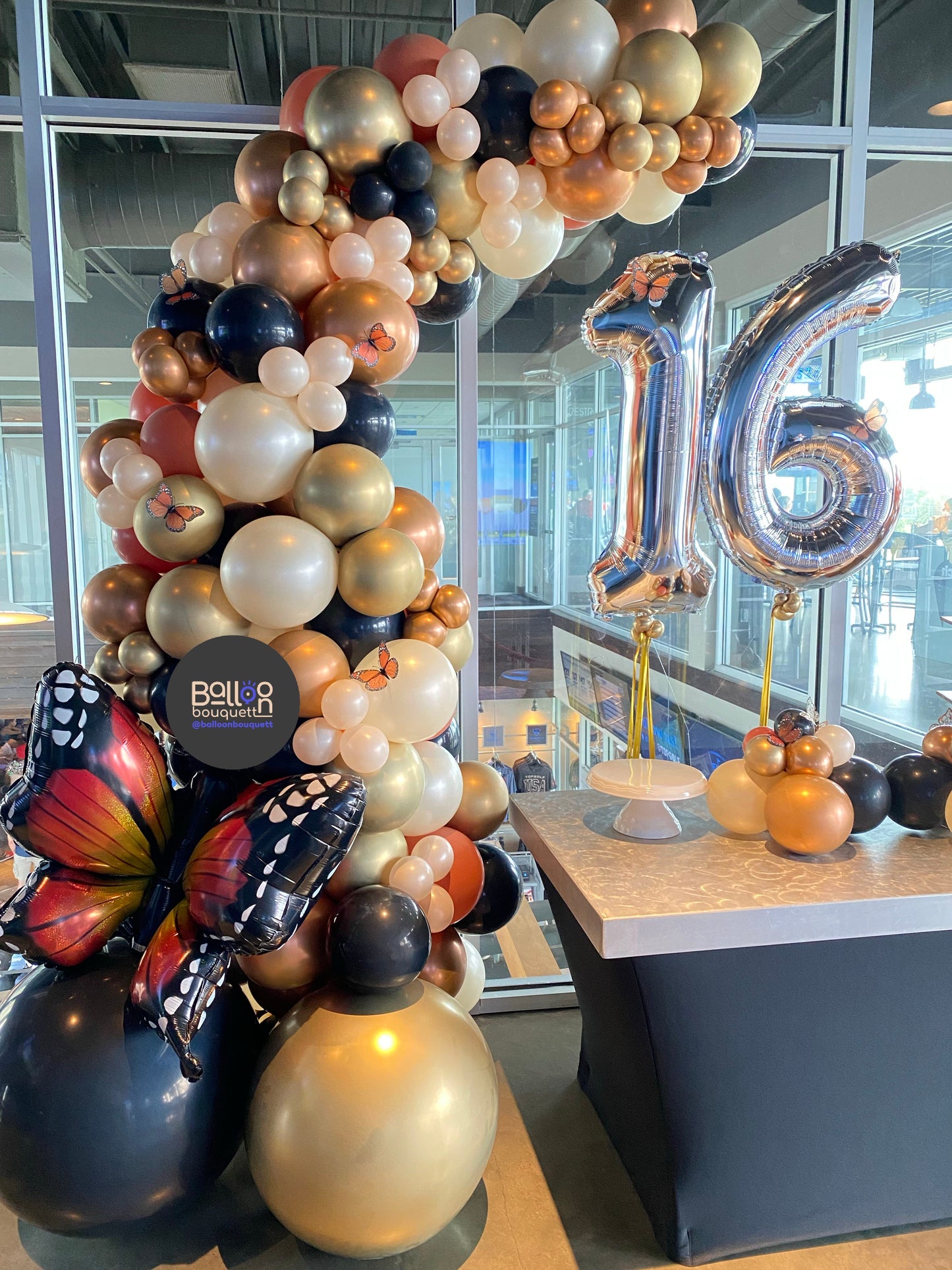 Freestanding Half Arch