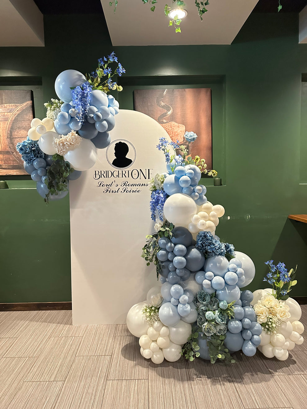 Floral Fête Frame Balloon Arrangement Delivery Balloonbouquett