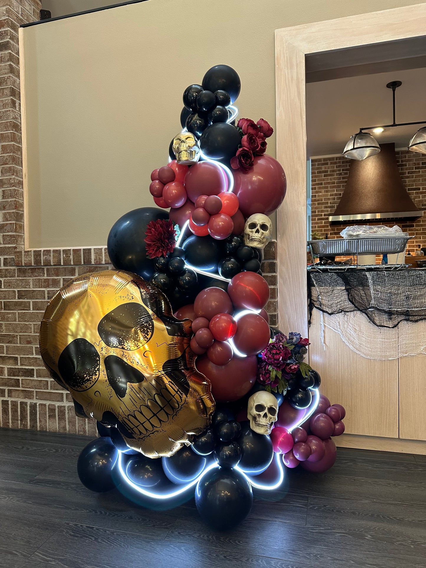 Halloween Self Stand