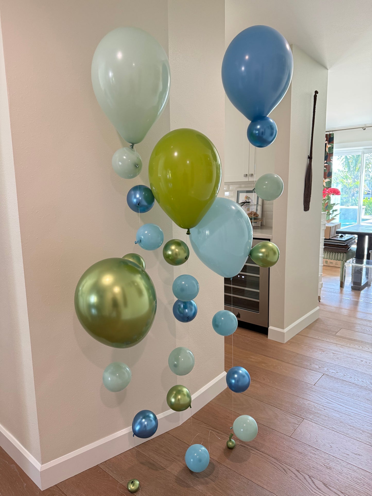 Cascade Latex Centerpiece
