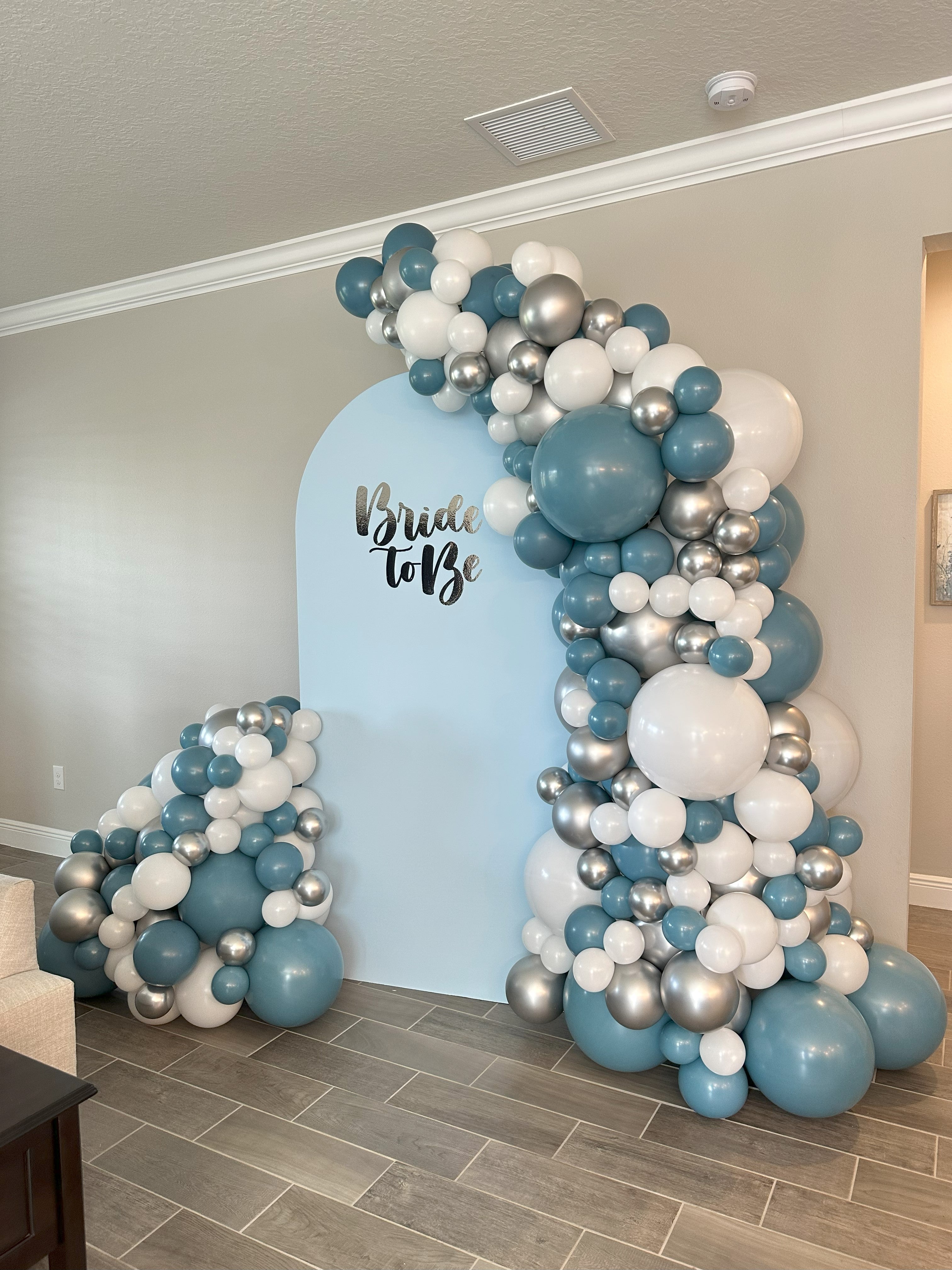 Single Panel Backdrop | Balloon Arrangement Delivery – Balloonbouquett